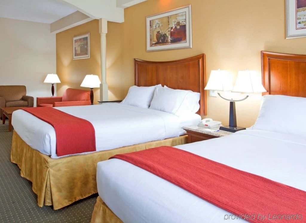 Four Points by Sheraton Fayetteville Fort Bragg