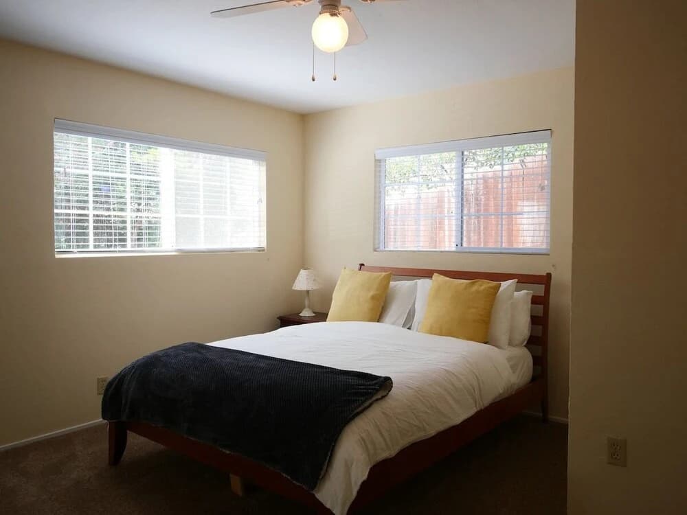 Modern, Exquisite 2-bedroom Home in Lafayette