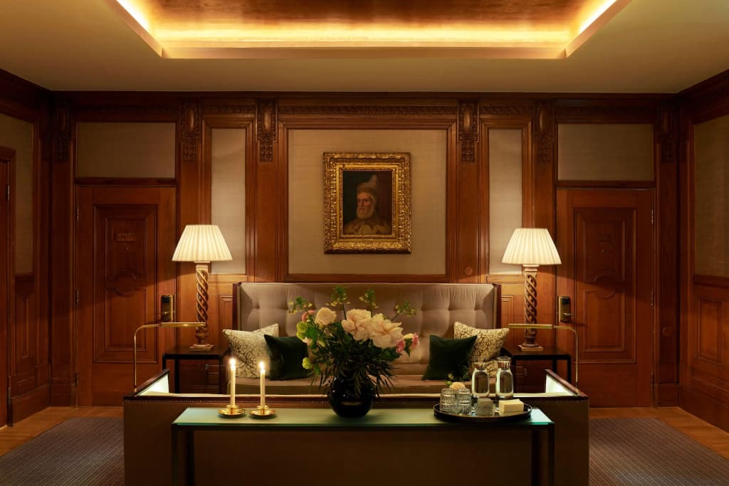 Hotel Diplomat