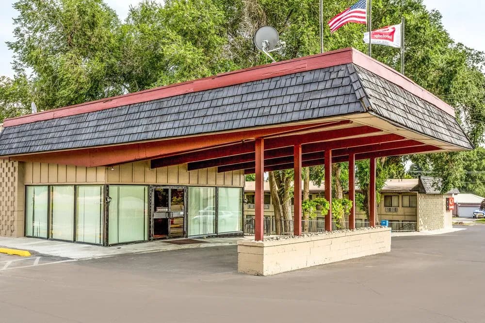 Econo Lodge near Snake River