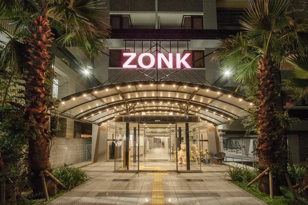 ZONK - unmanned hotel