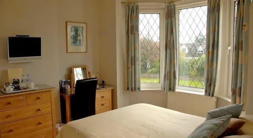 Dilmore House Bed  Breakfast Worcester England