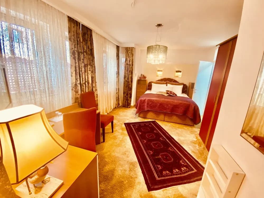 Guest house Halvat