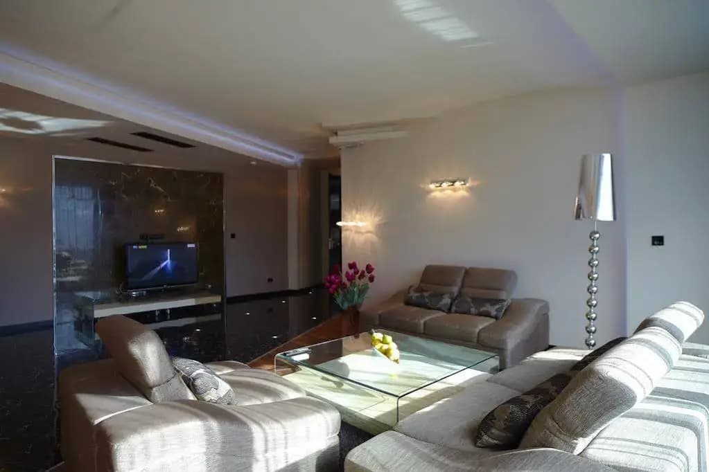 Florimont Emirates Apart Hotel