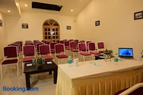 Aamod Resort - Shoghi