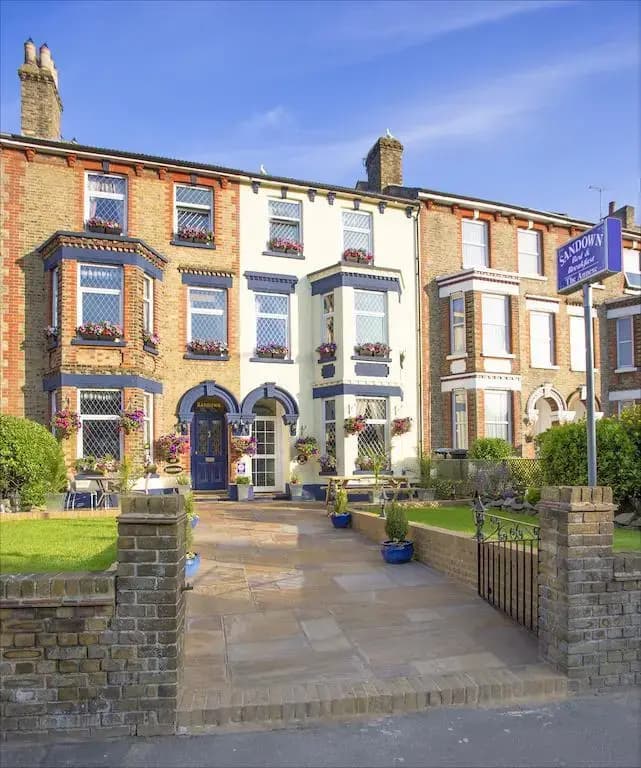 Sandown & The Annexe
