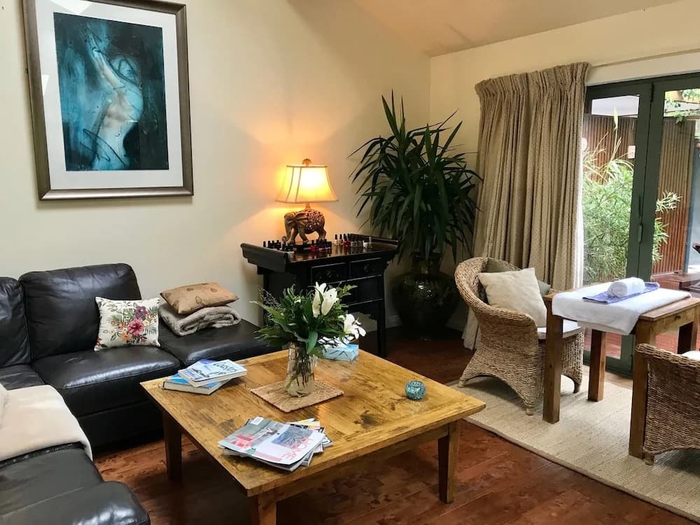 Waoku Lodge