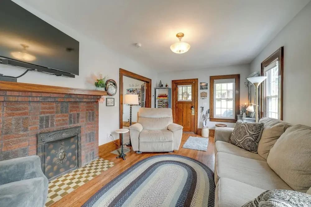 Pet-friendly Murph Landing - 1 Mile to Wvu!