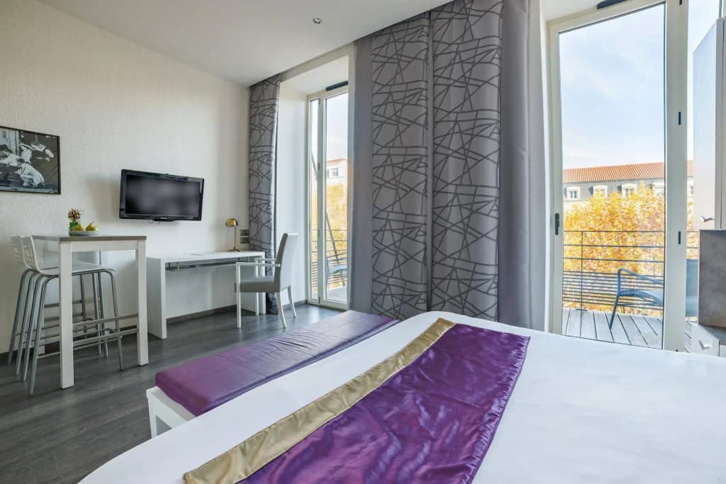 hotel