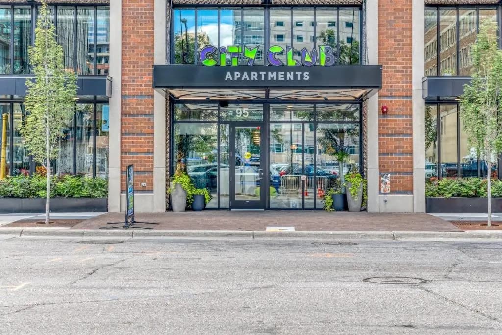 Mint House Minneapolis - Downtown West
