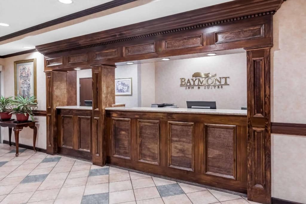 Baymont Inn And Suites Grand Rapids N/Walker