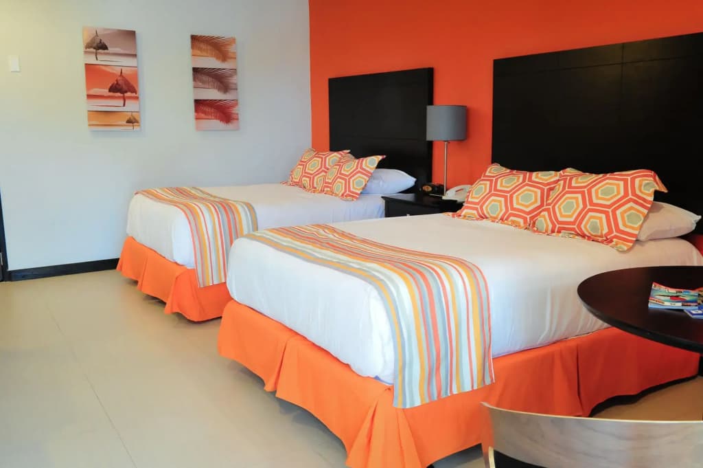 Voco Surfside Aruba By IHG