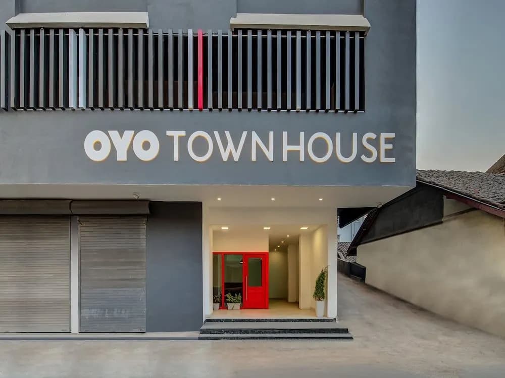 OYO Townhouse 063 M G Road
