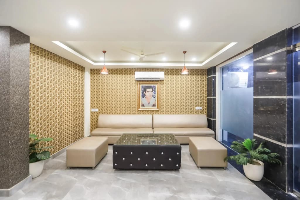Hotel Krishna By Oyo Room