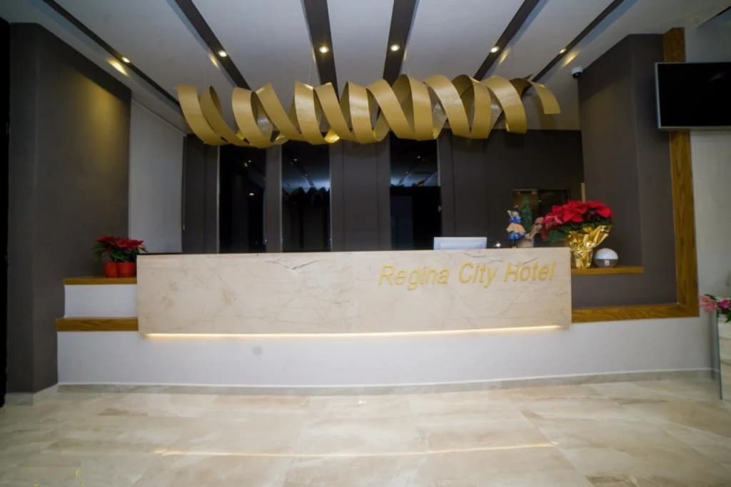 Hotel Regina City