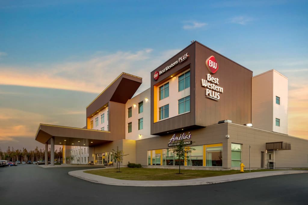 Best Western Plus St. John's Airport Hotel And Suites