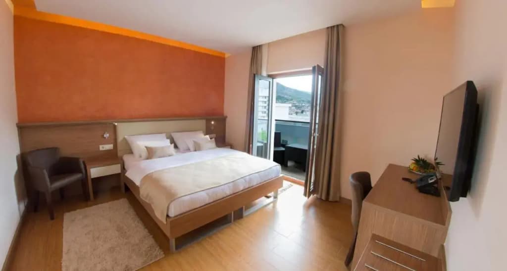 hotel