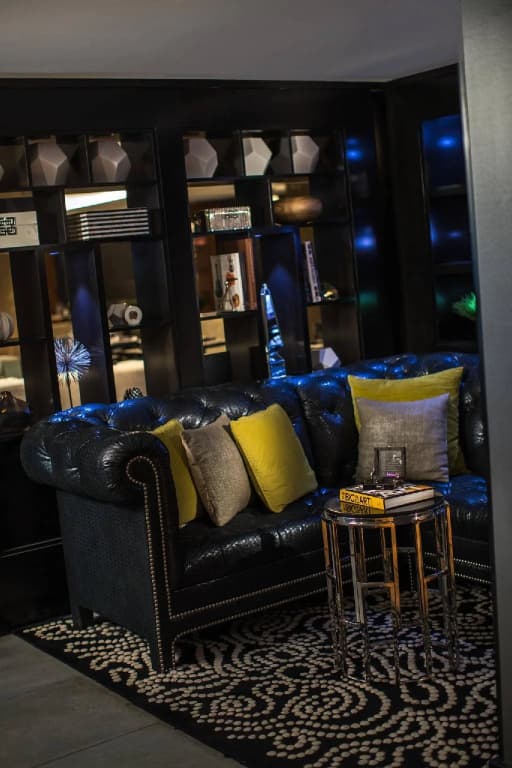 Renaissance Cincinnati Downtown Hotel