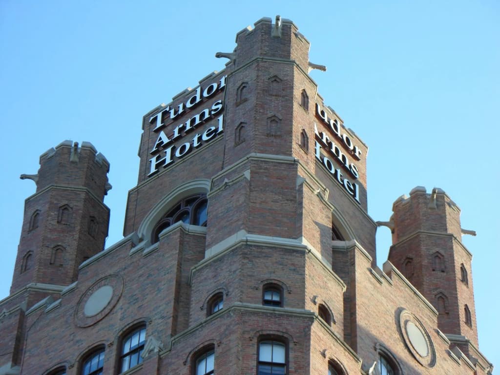 The Tudor Arms Hotel Cleveland - a DoubleTree by Hilton