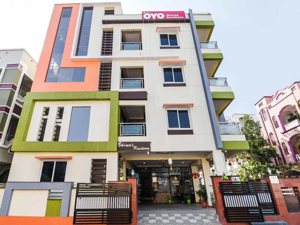 OYO 28131 Bhimas Residency