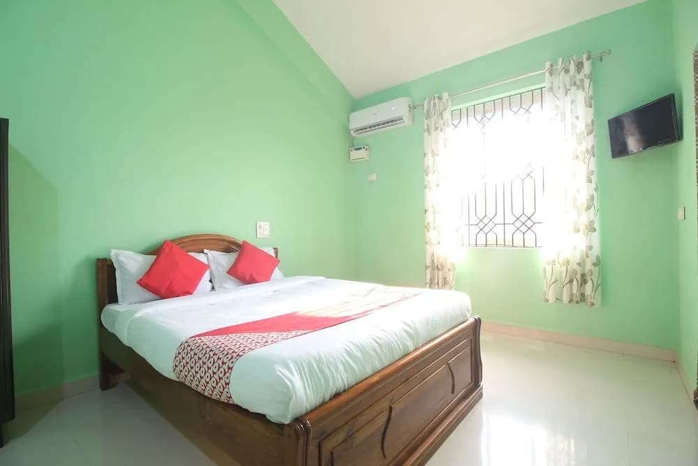 Chrisander's Resort by OYO Rooms