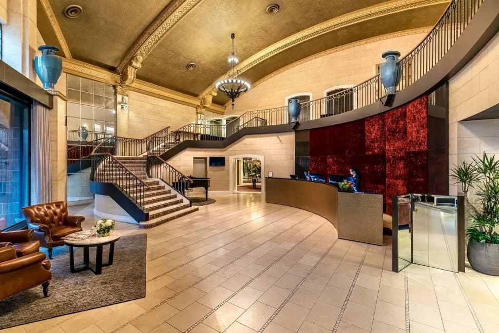 hotel
