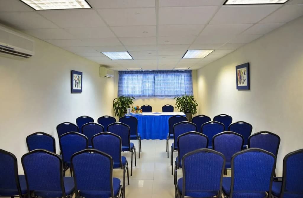 Photo 18