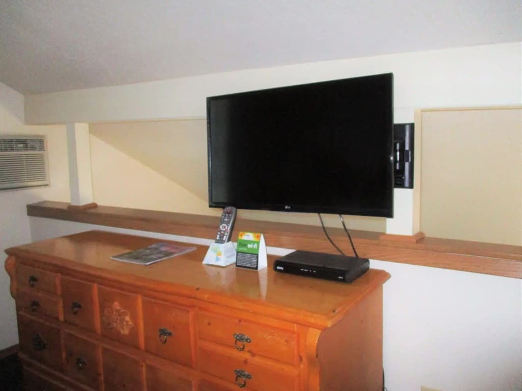 Photo 8