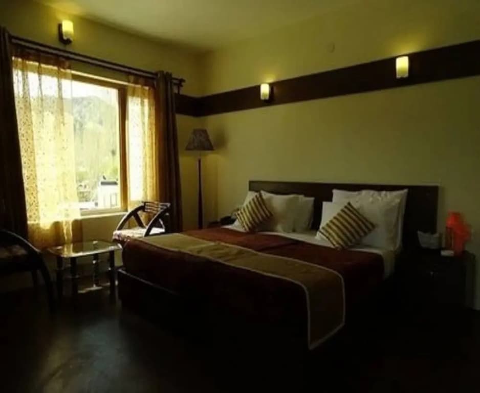 Photo 6