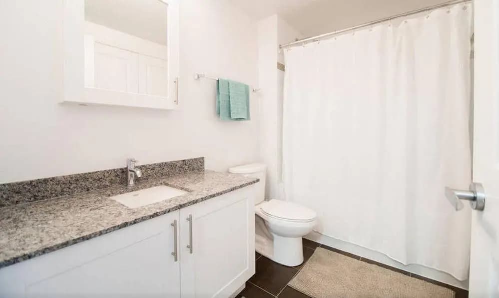 Nge Stays - Rideau Street Apartments