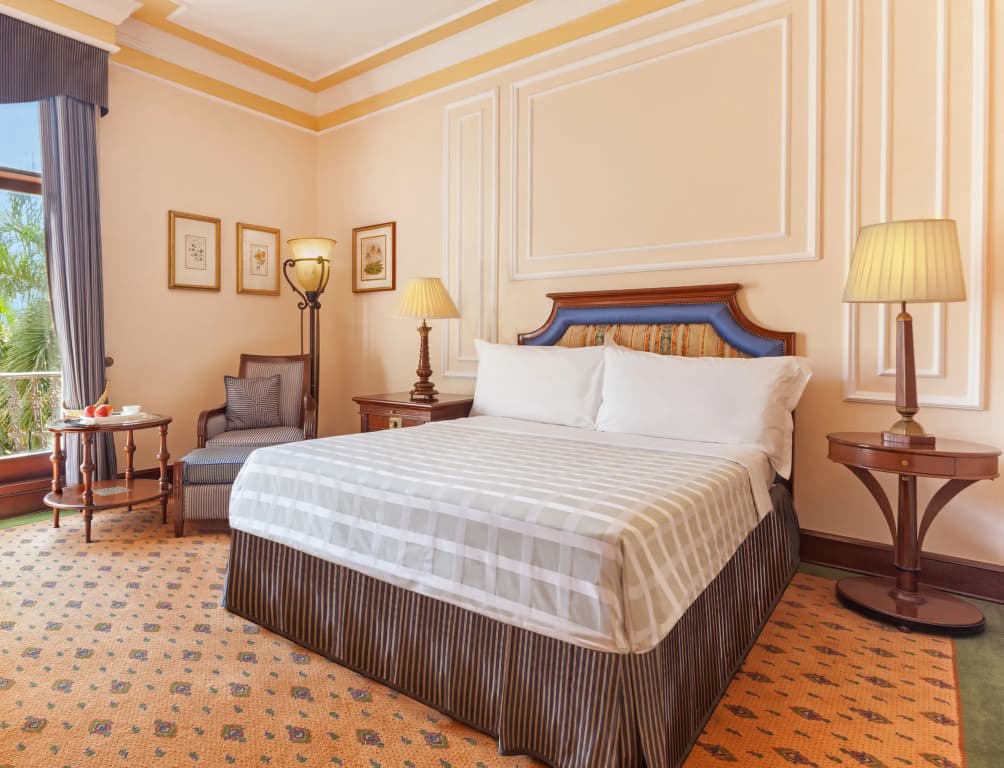 The Oberoi Grand Kolkata Hotel