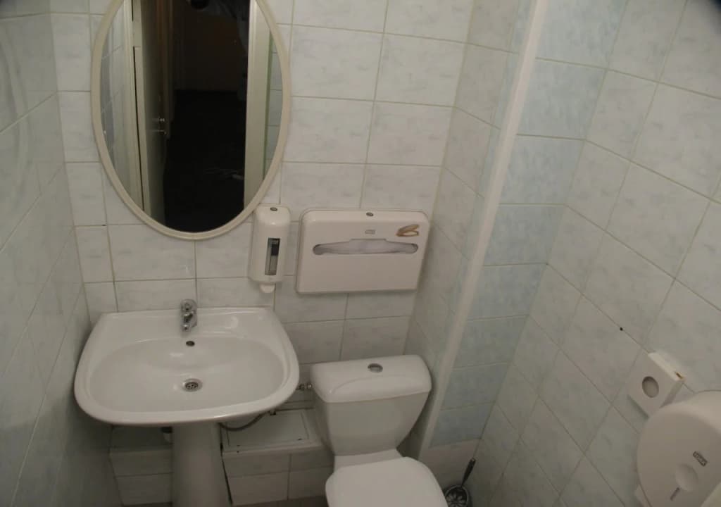 Photo 9