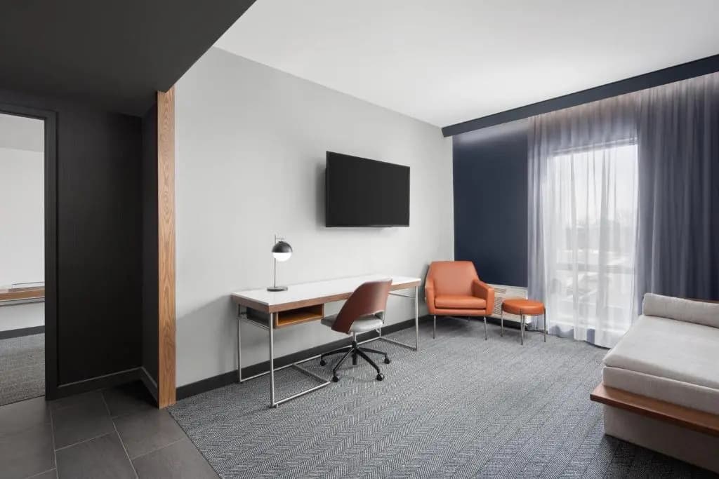 Courtyard by Marriott Lansing Downtown