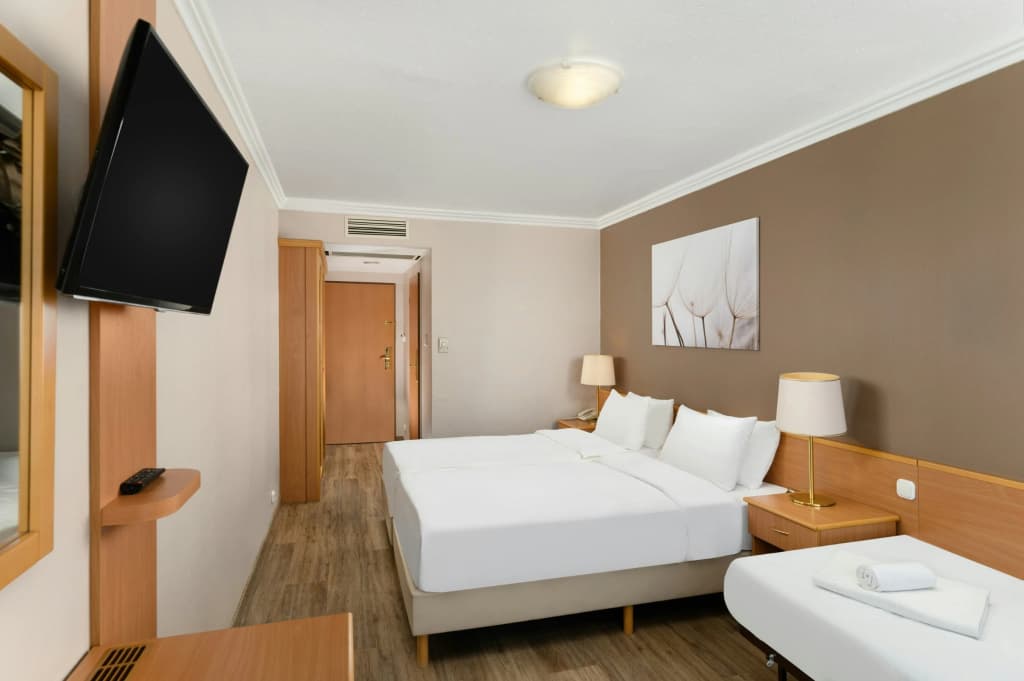 Photo 50