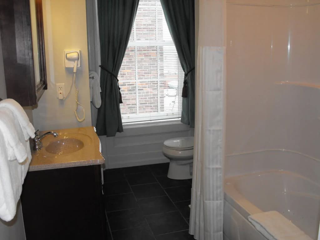 Photo 9