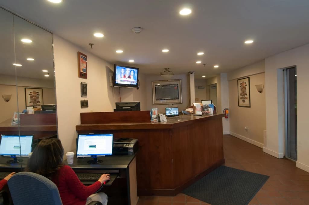 West Hartford Inn