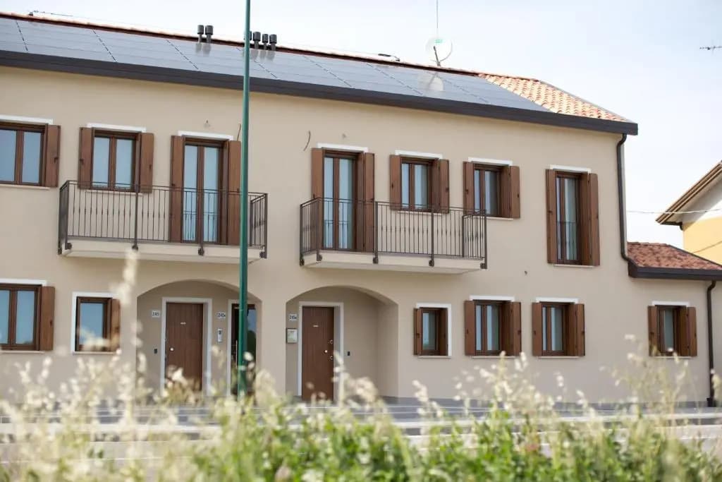 Queen Venice Fly Apartments