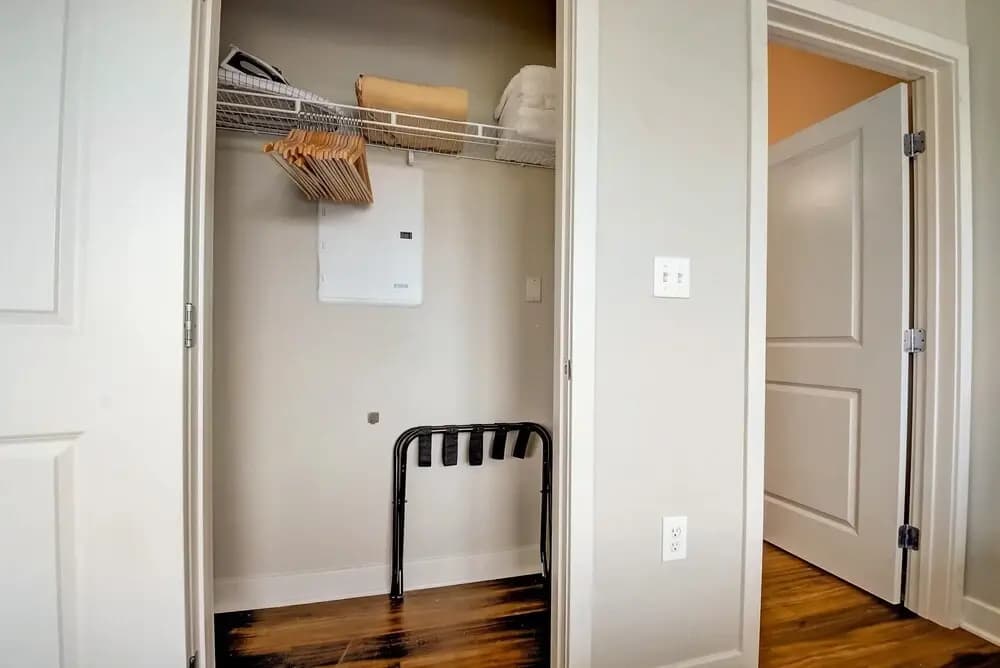 FRONTDESK 531 Virginia Ave Apts Downtown Indianapolis