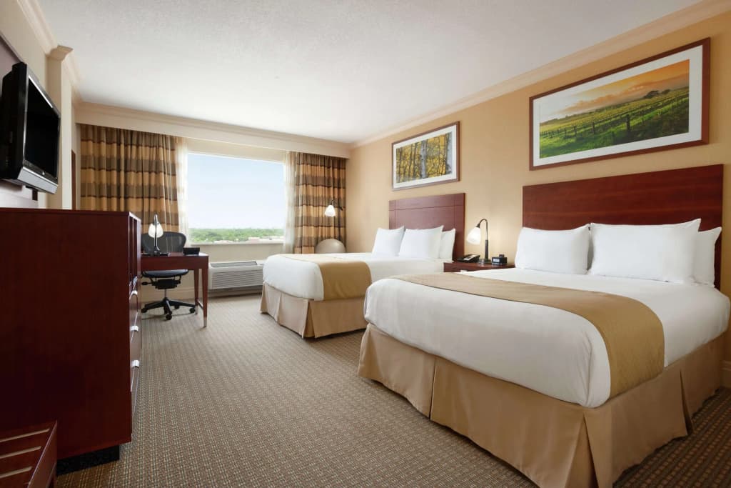 DoubleTree by Hilton Hotel Dallas – Love Field