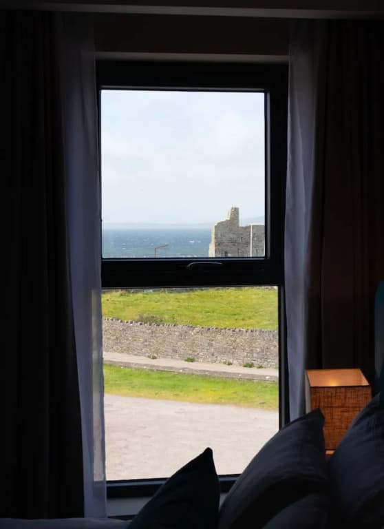 Photo 48