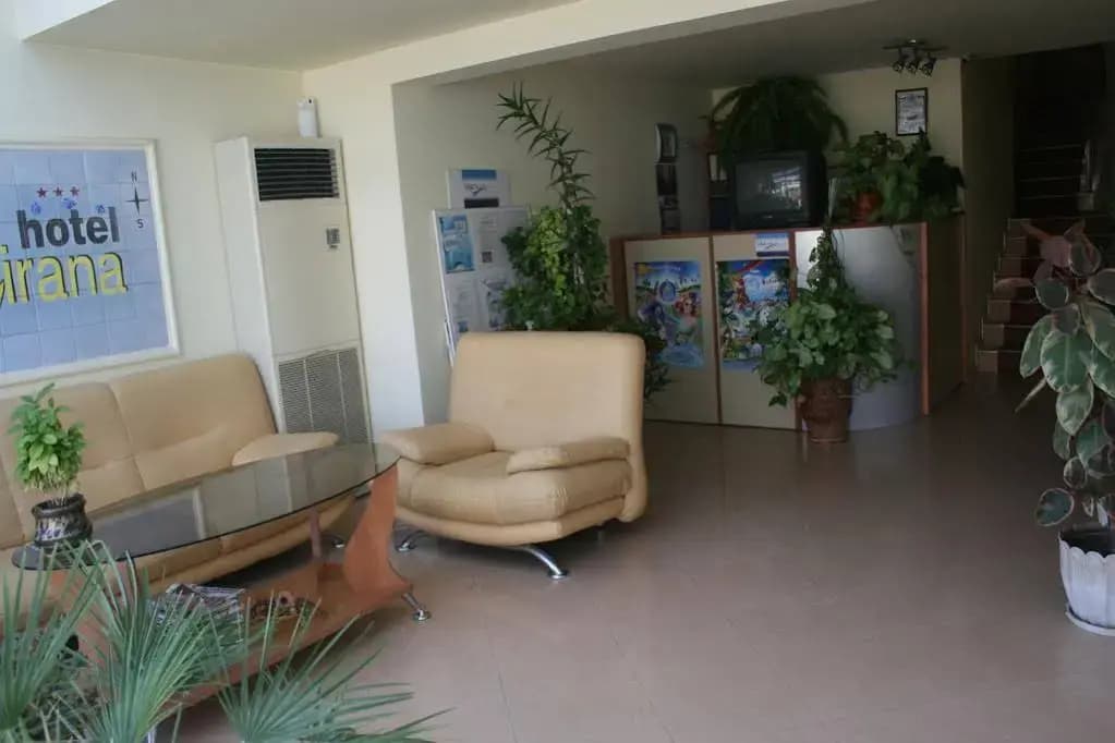 Mirana Family Hotel
