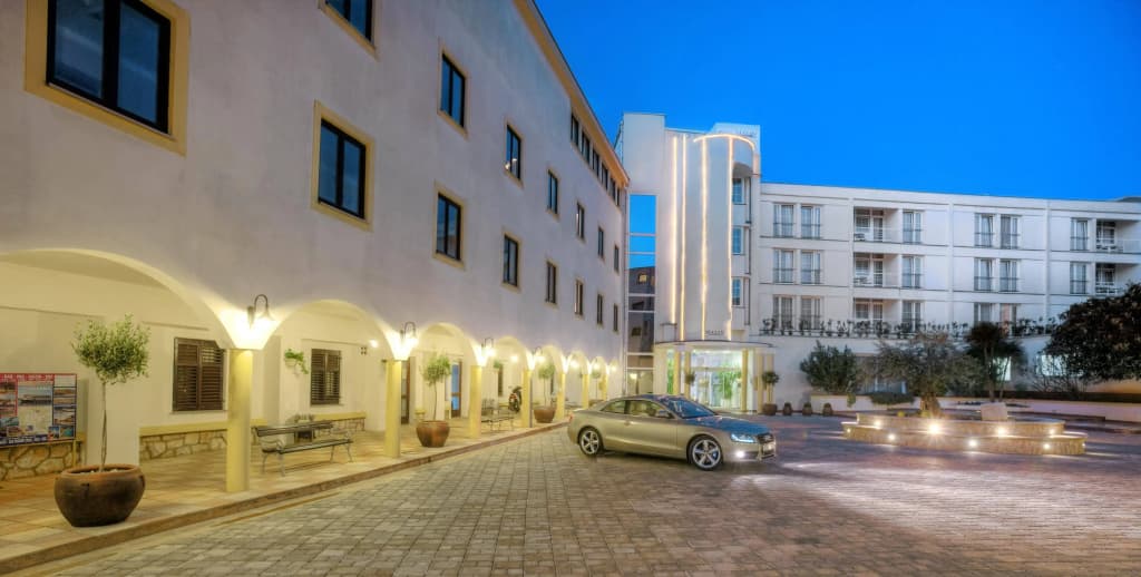 hotel