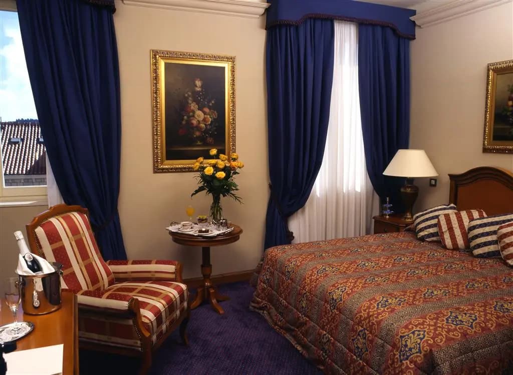 hotel