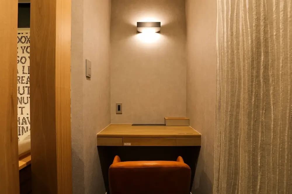 Photo 10