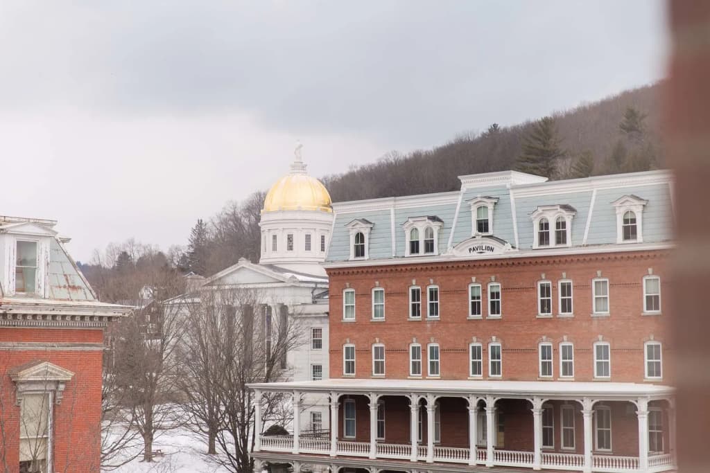 Capitol Plaza Hotel Montpelier Tapestry Collection by Hilton