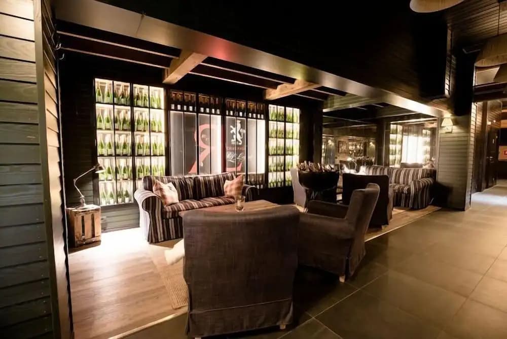 hotel