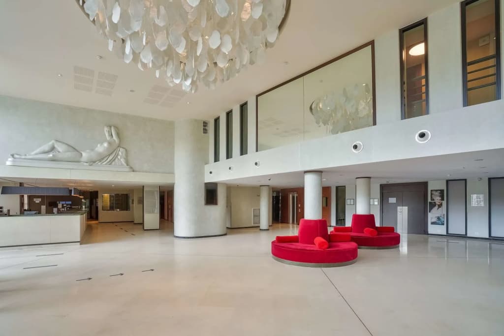 hotel