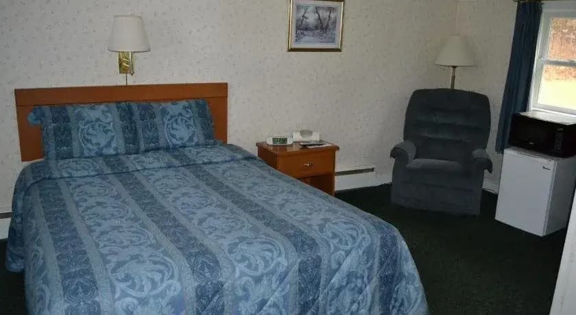Twin City Motel