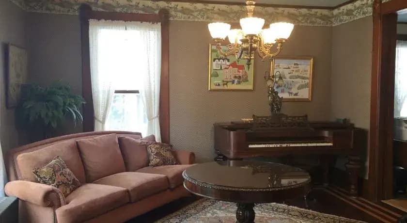 Betsy's Bed & Breakfast