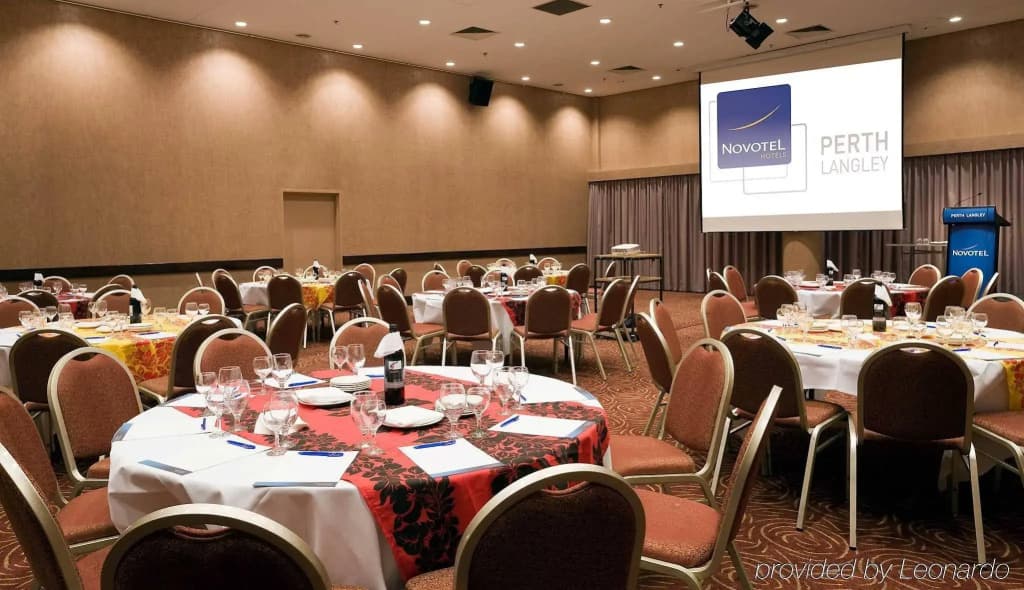 Photo 18